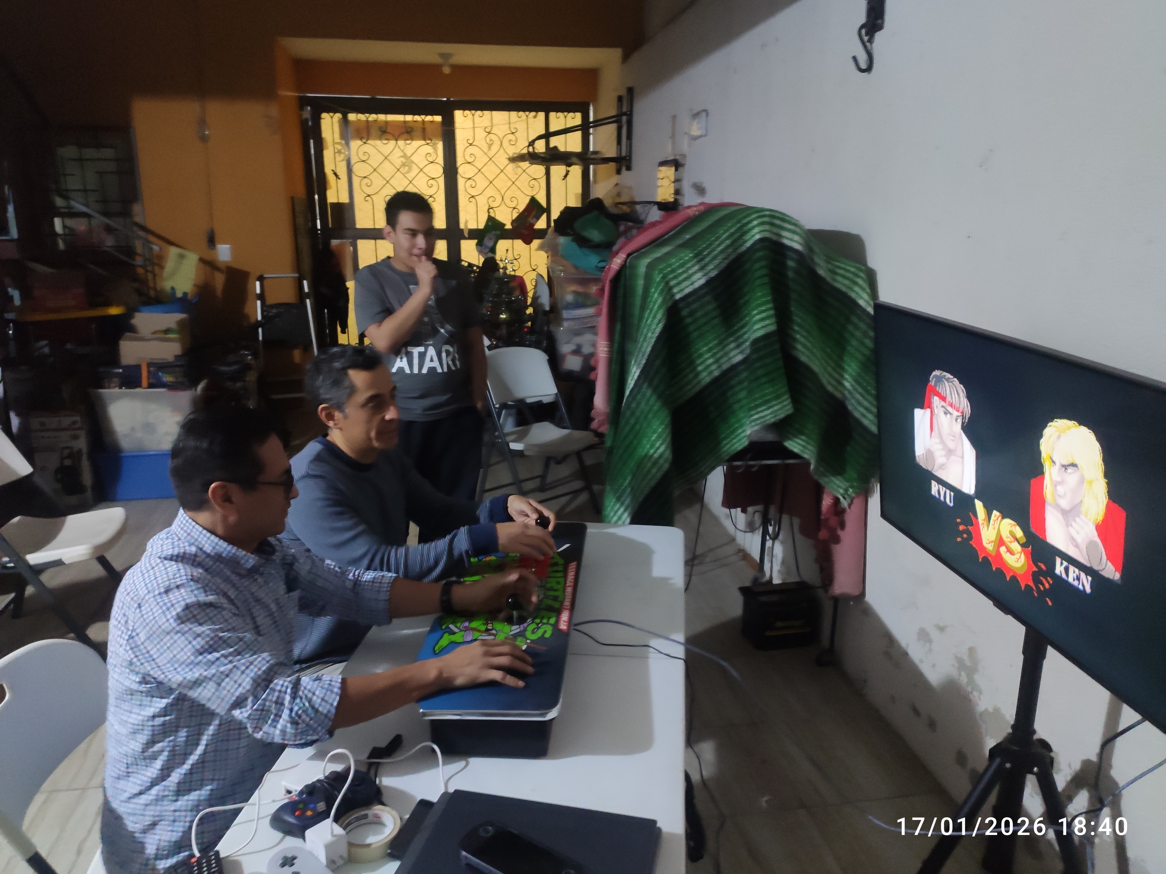 Arma tu Arcade Retro con Software Libre — por Hermes Ojeda Bravo y Hermes Ojeda Ruiz